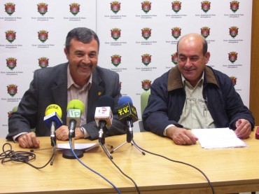El Alcalde Pascual Díaz y el Concejal de Urbanismo Enrique Torregrosa