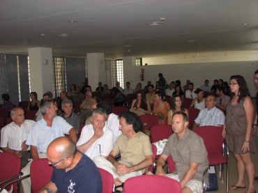 El numeroso público puso de relieve el interés ciudadano que despierta el Medio Ambiente y el río Vinalopó.