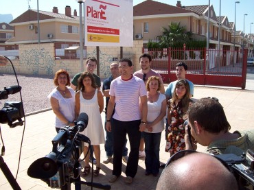 El PSOE ha criticado los gasto publicitarios del consistorio y ha defendido su labor de oposición responsable.
