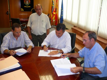 El pasado viernes se firmó en el Ayuntamiento el convenio con la empresa, Proyectos de Infraestructuras y Servicios de Alicante, que gestiona la licitación del proyecto