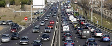 La tasa premia a los vehiculos menos contaminantes y deja más espacio para el transporte público y las zonas peatonales