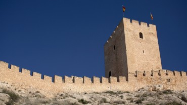 ¿Mitos interesados sobre el Castillo de Sax?