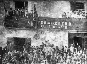 Primero de mayo. La festividad por antonomasia del movimiento obrero se llevaba a cabo con especial entusiasmo durante la II República también en nuestro pueblo. Imagen de la época.