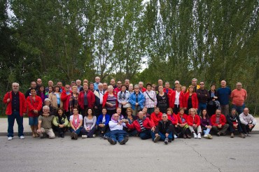 Un numeroso grupo formado por miembros del Centro Excursionista de Petrer