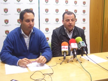 Los portavoces del equipo de gobierno, Óscar y José Miguel Payá, han pedido "respeto" en las críticas del PSOE.