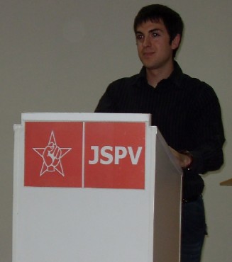 Pablo Lizán durante un momento de la asamblea.