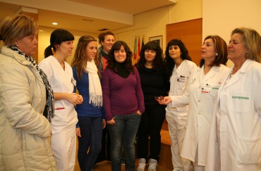 Estudiantes de enfermería en el Hospital de Elda